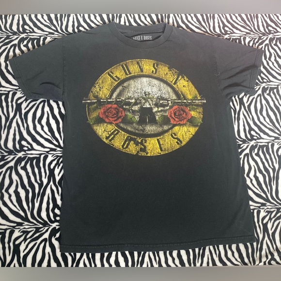 guns and roses Other - 5/$25 2016 Guns and Roses T Shirt